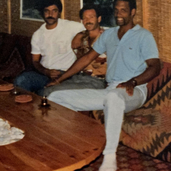 Meet your Posher, Larry - Picture 2 of 3